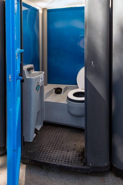 Best Luxury portable toilet rental  in Chapel Hill, NC